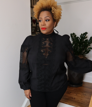 CURVY Ansley Lace Top