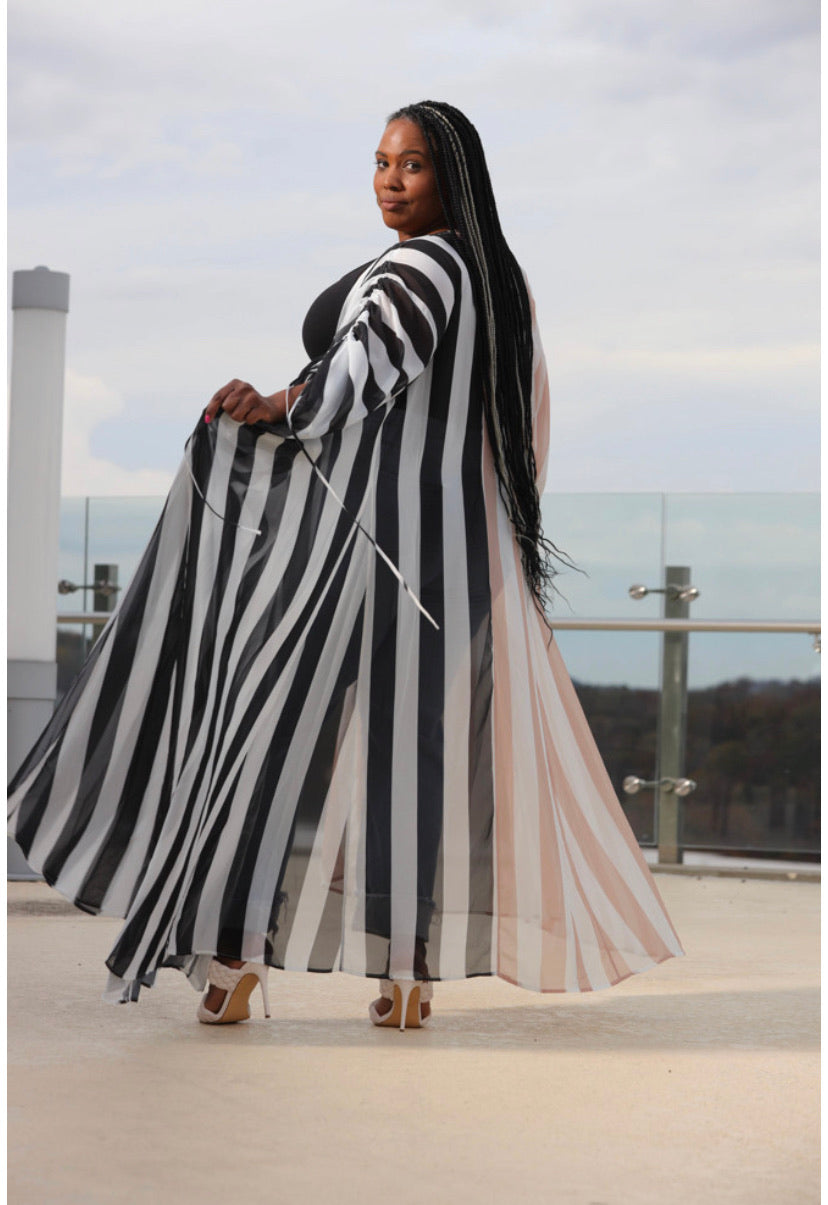 CURVY Celina Striped Duster